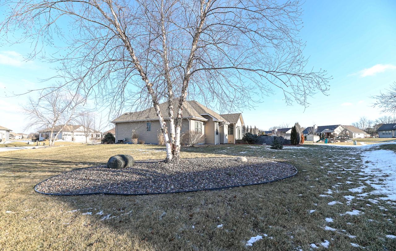 6459 Heritage AVENUE