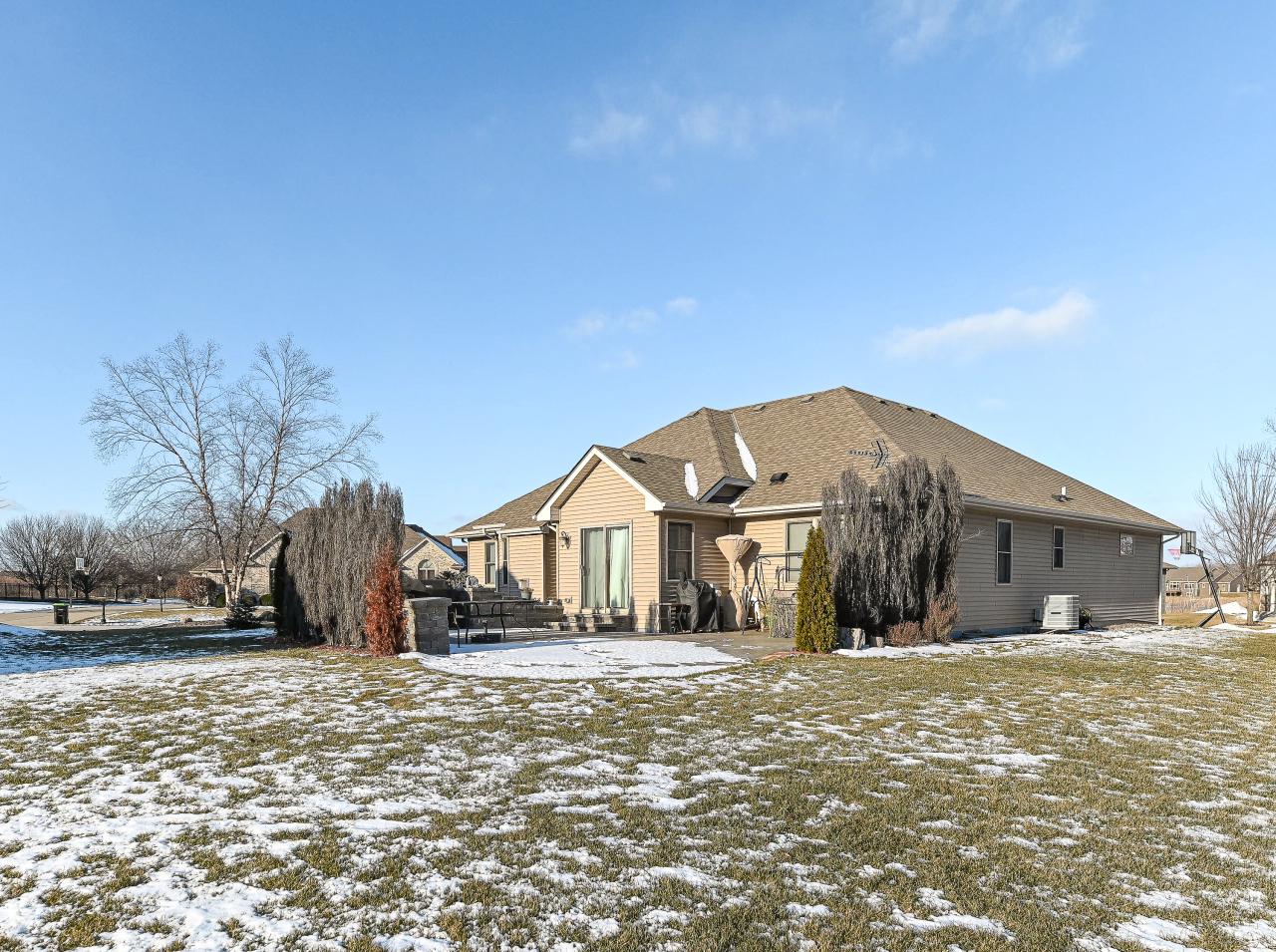 6459 Heritage AVENUE