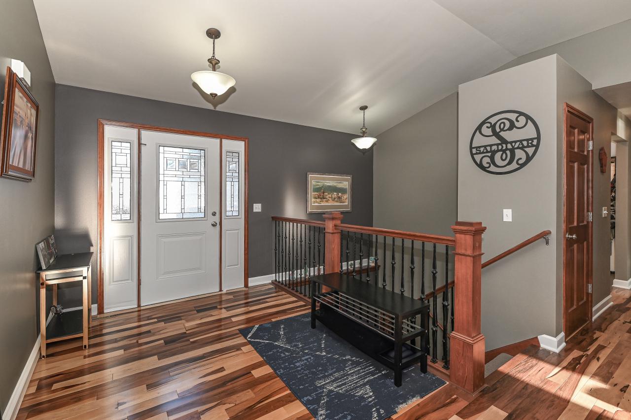 6459 Heritage AVENUE