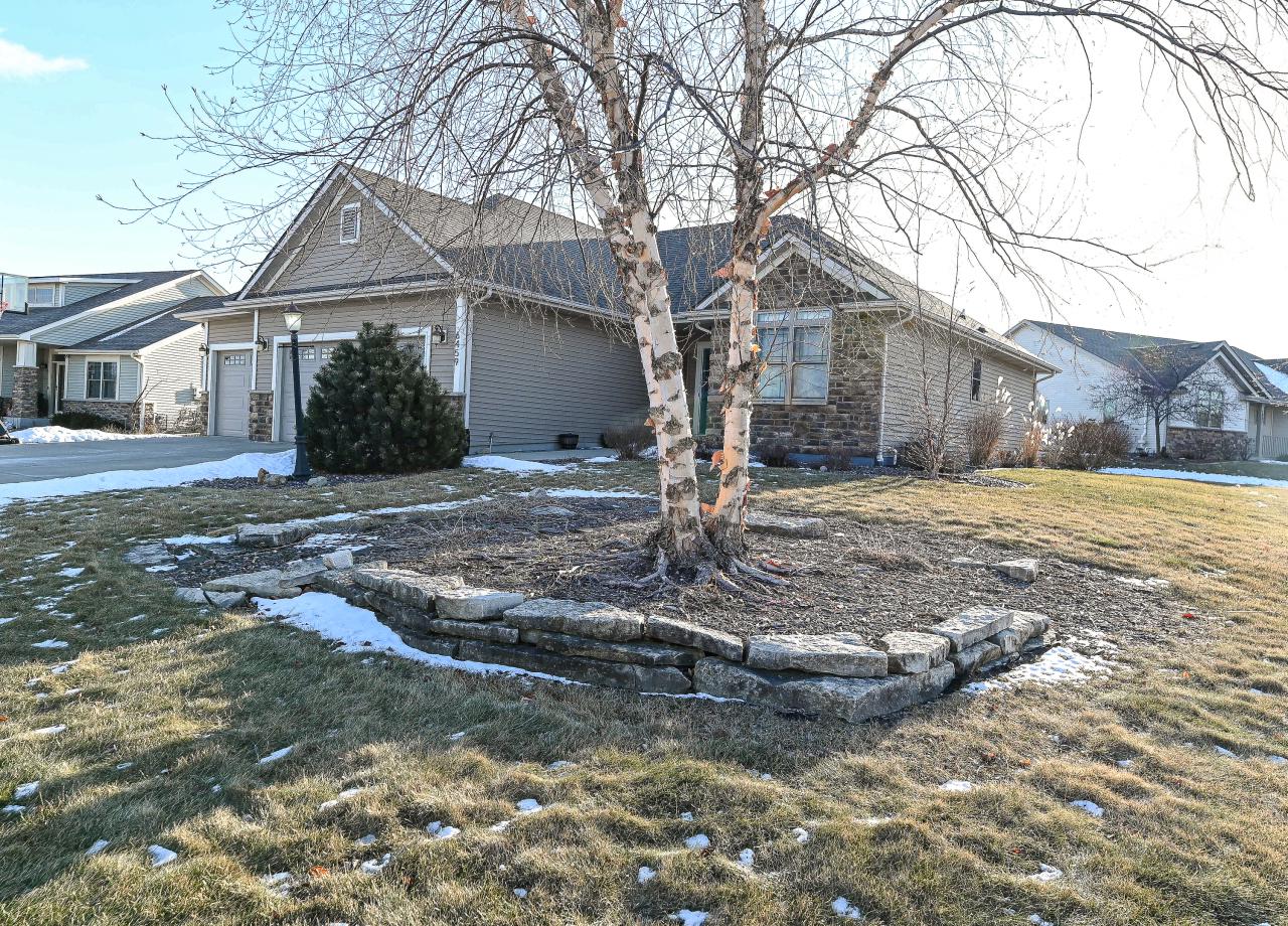 6459 Heritage AVENUE