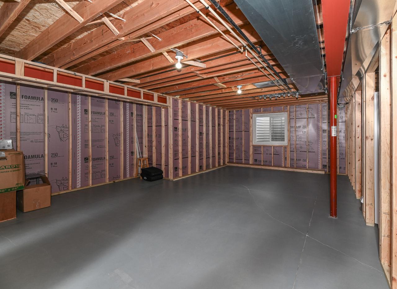 6459 Heritage AVENUE