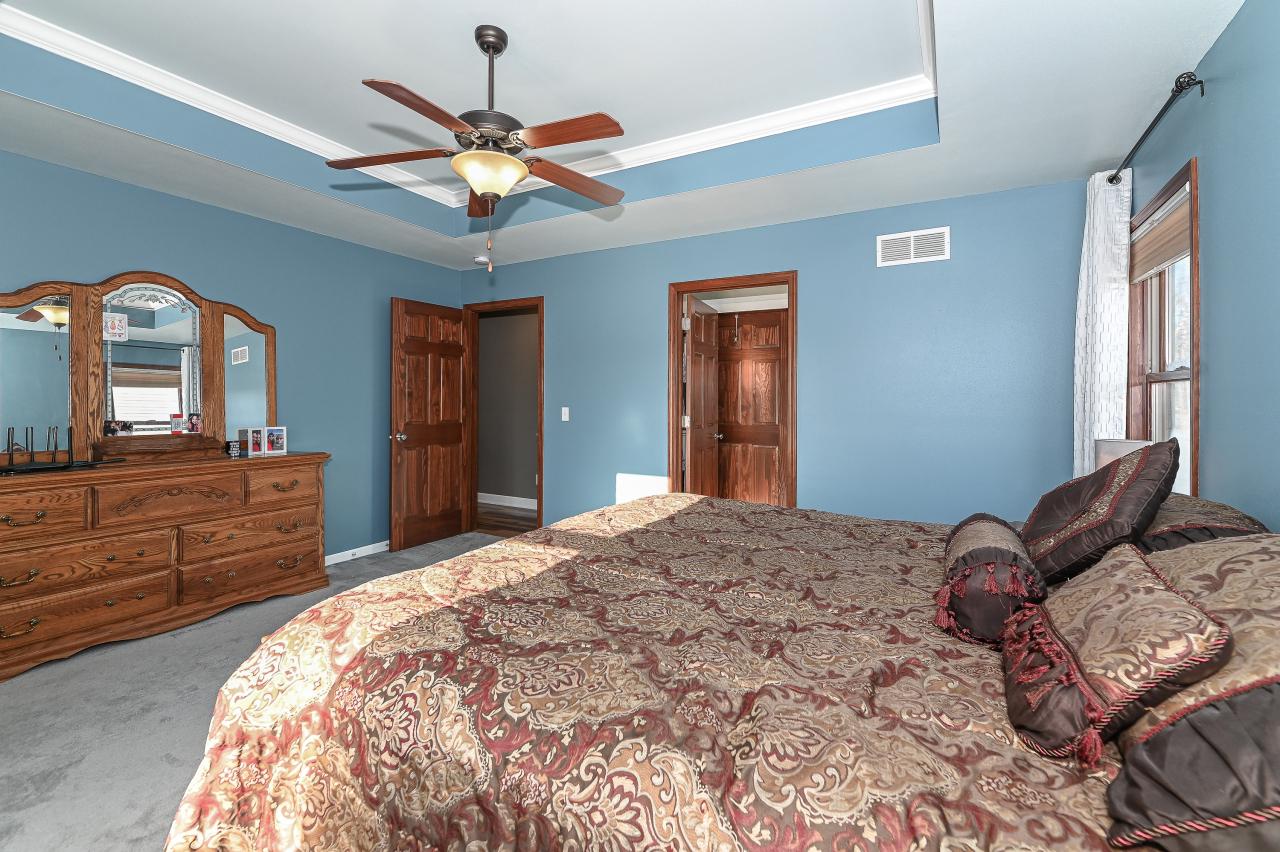 6459 Heritage AVENUE