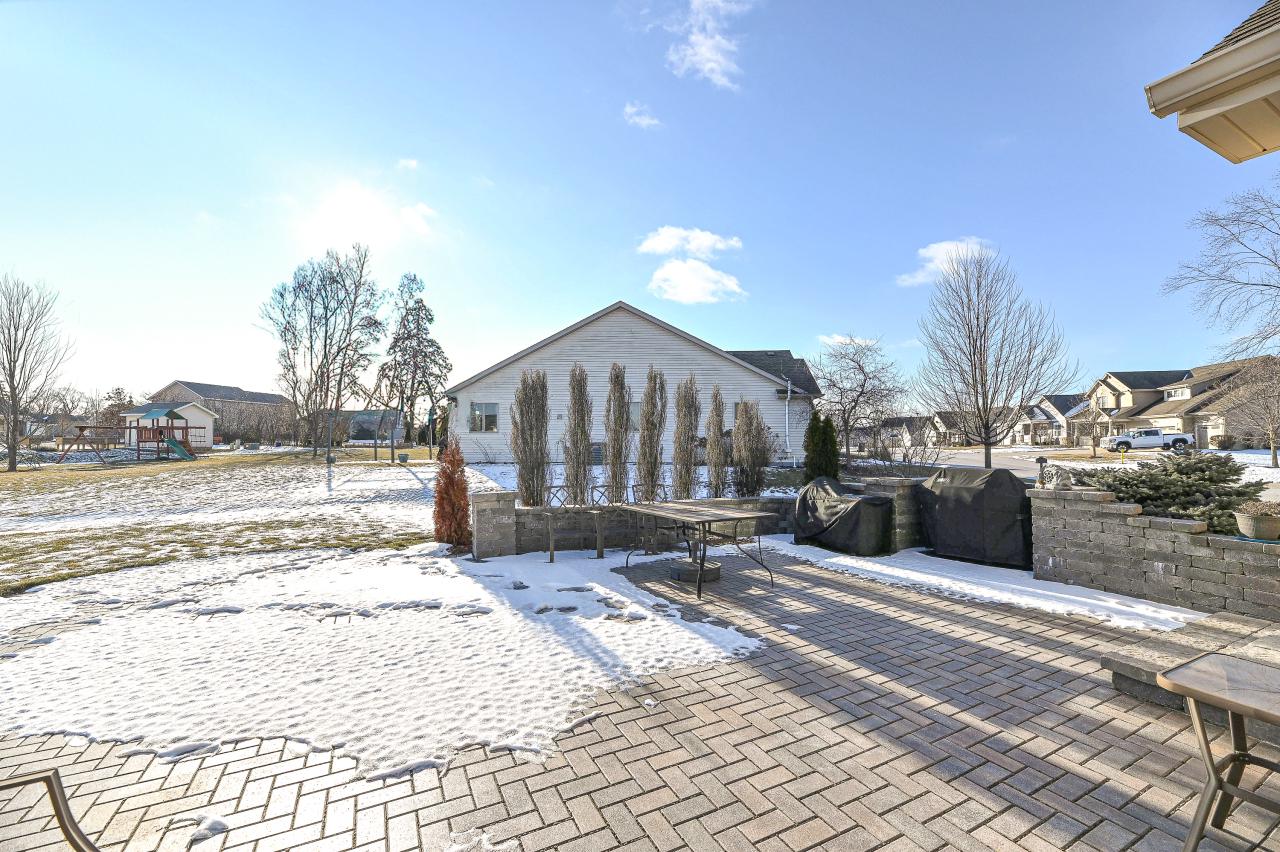 6459 Heritage AVENUE