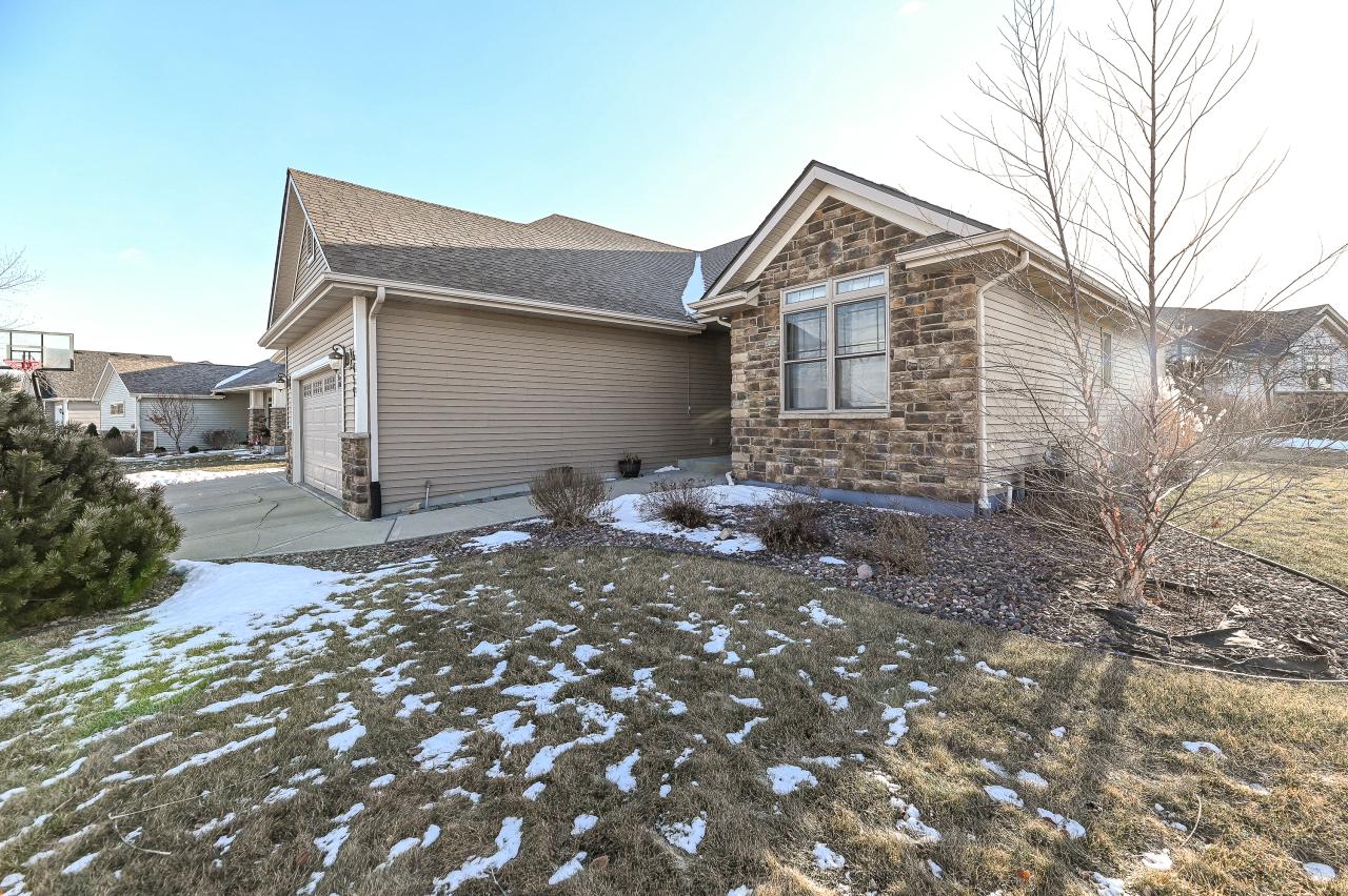 6459 Heritage AVENUE