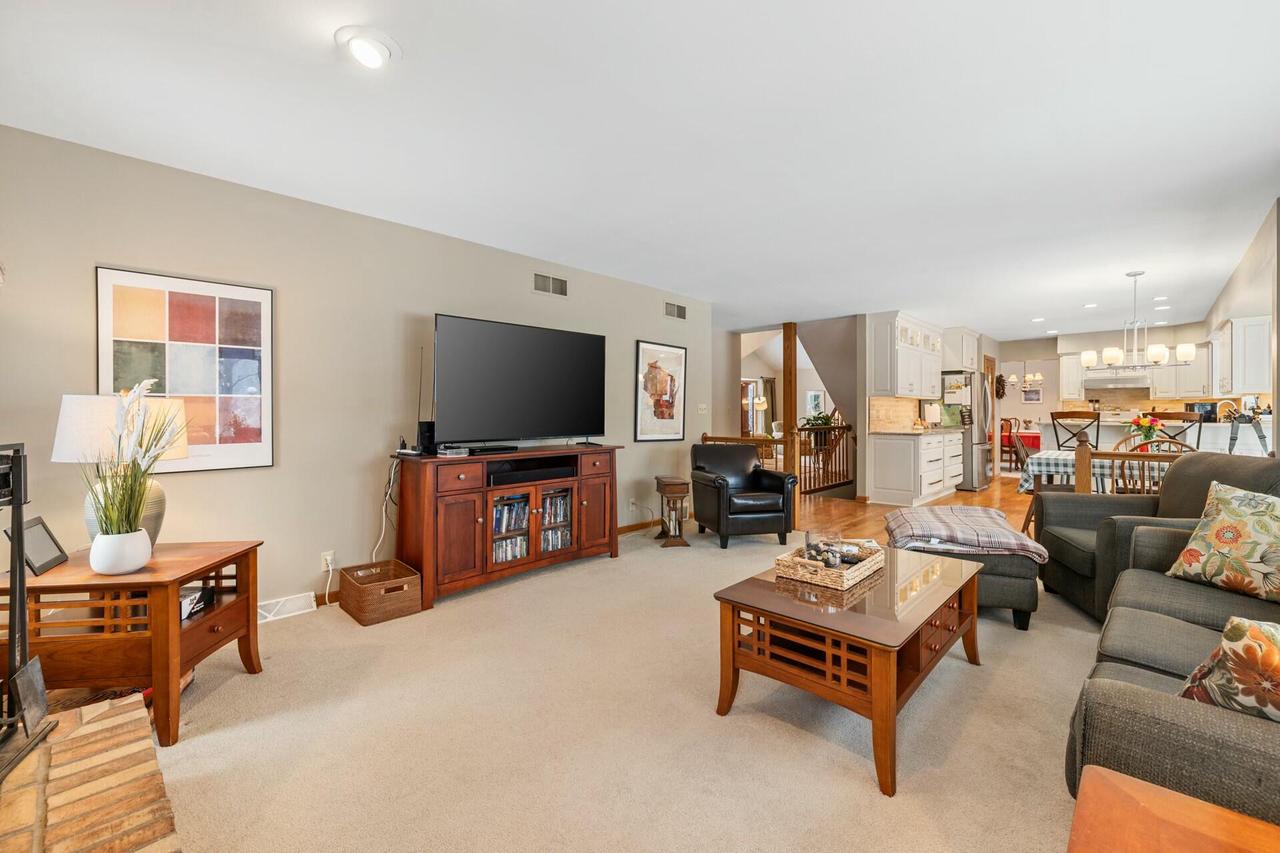 6811 South Juliana DRIVE