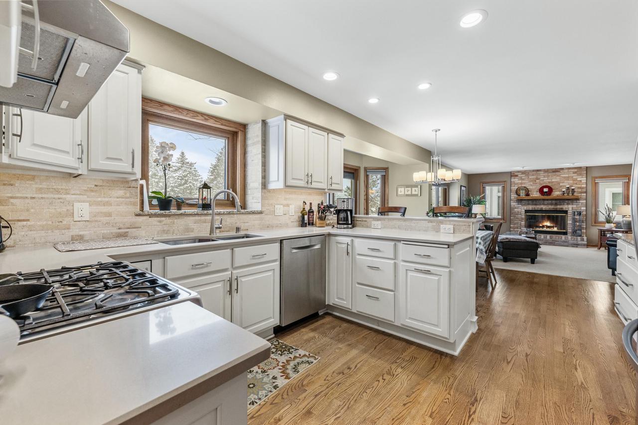 6811 South Juliana DRIVE