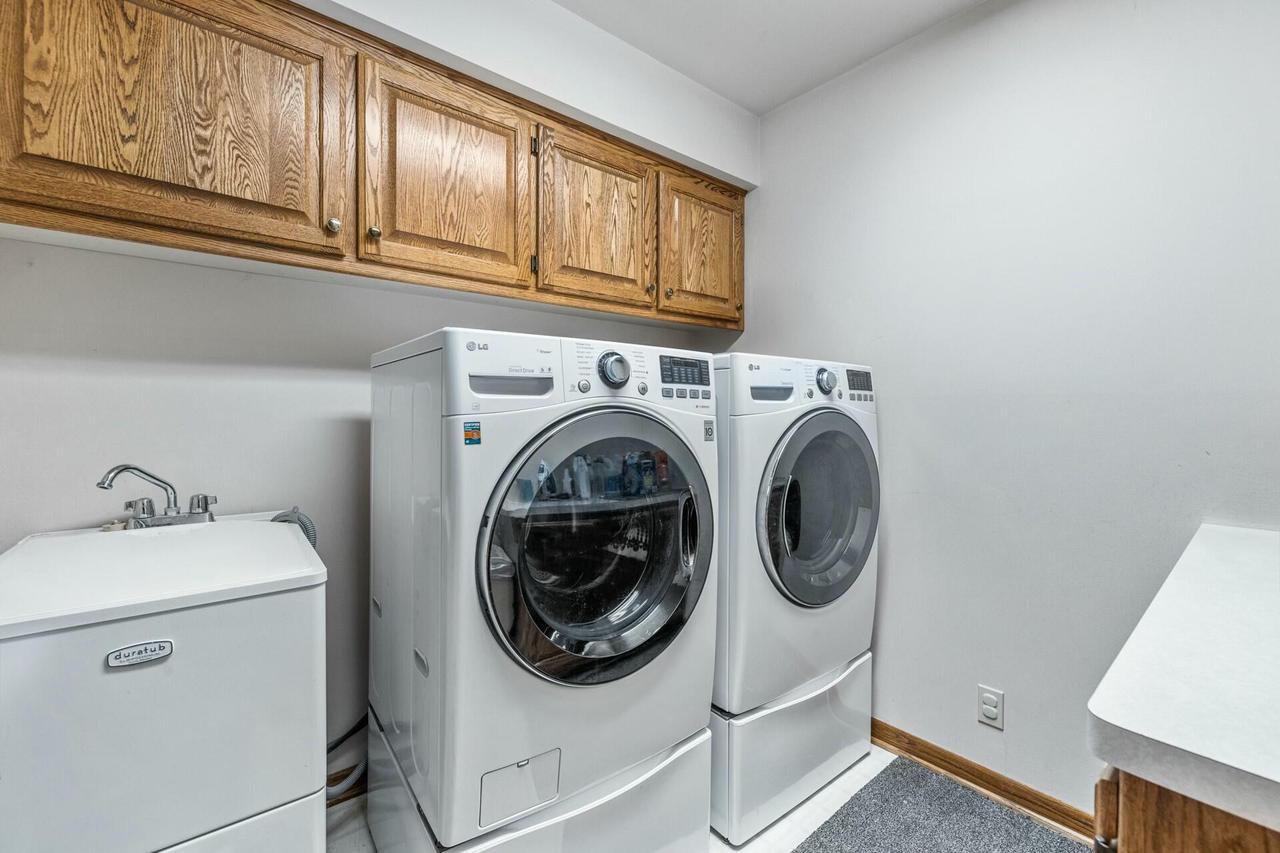 6811 South Juliana DRIVE