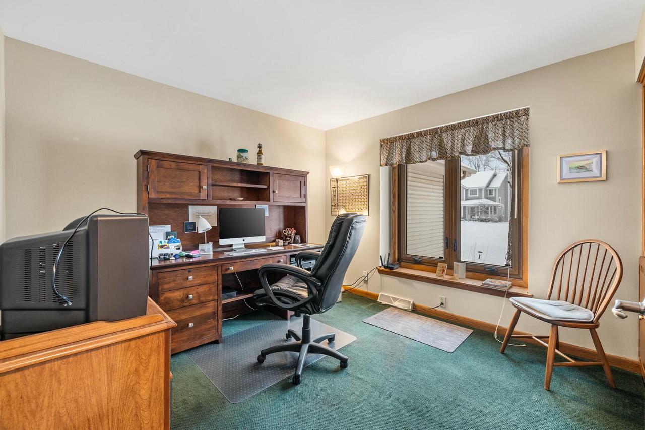 6811 South Juliana DRIVE