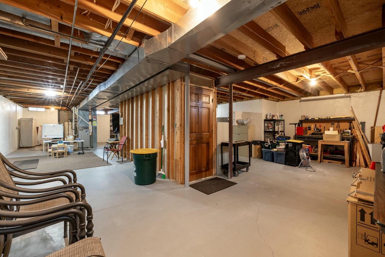 6811 South Juliana DRIVE