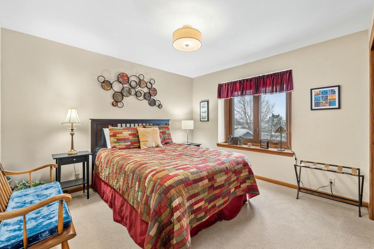 6811 South Juliana DRIVE