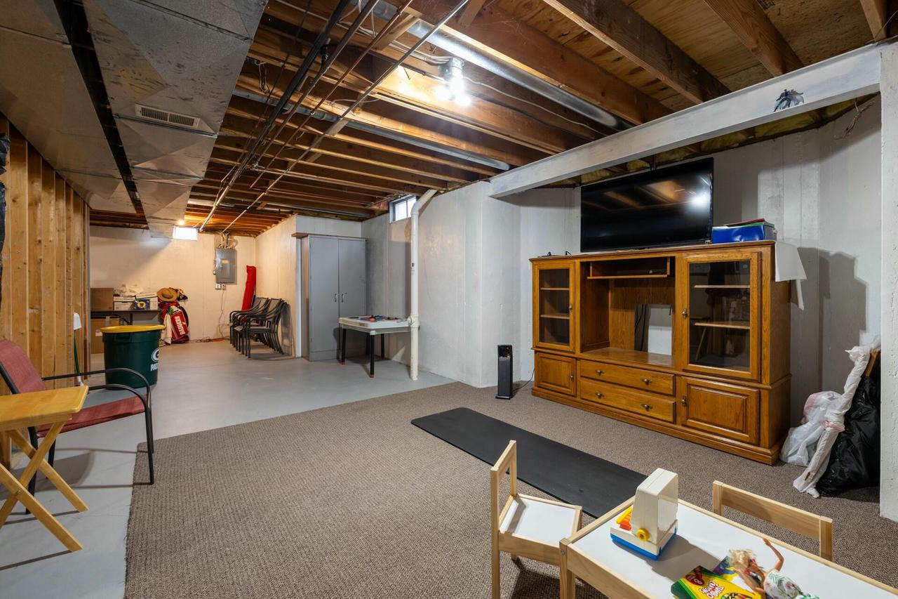 6811 South Juliana DRIVE