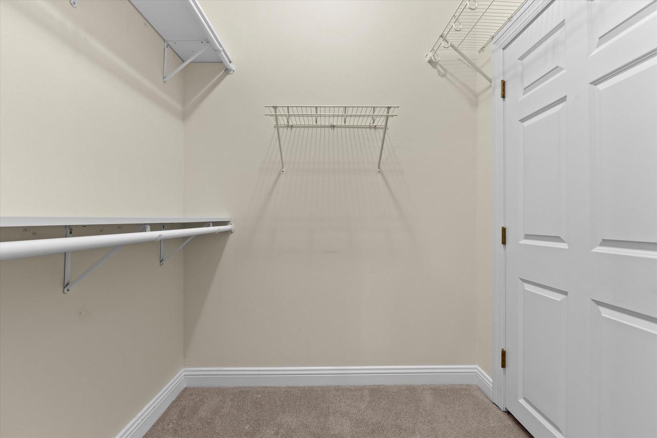 1058 Stratford COURT 202