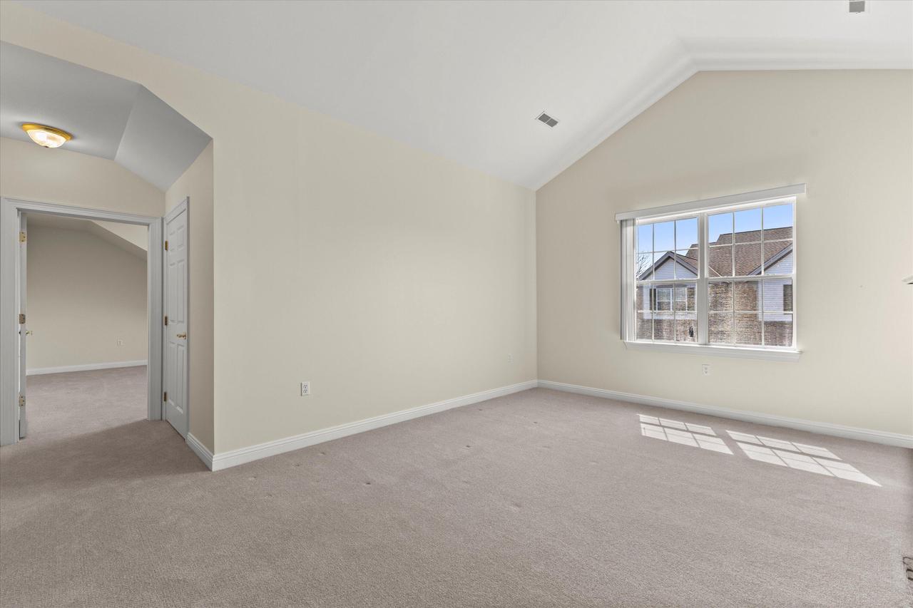 1058 Stratford COURT 202