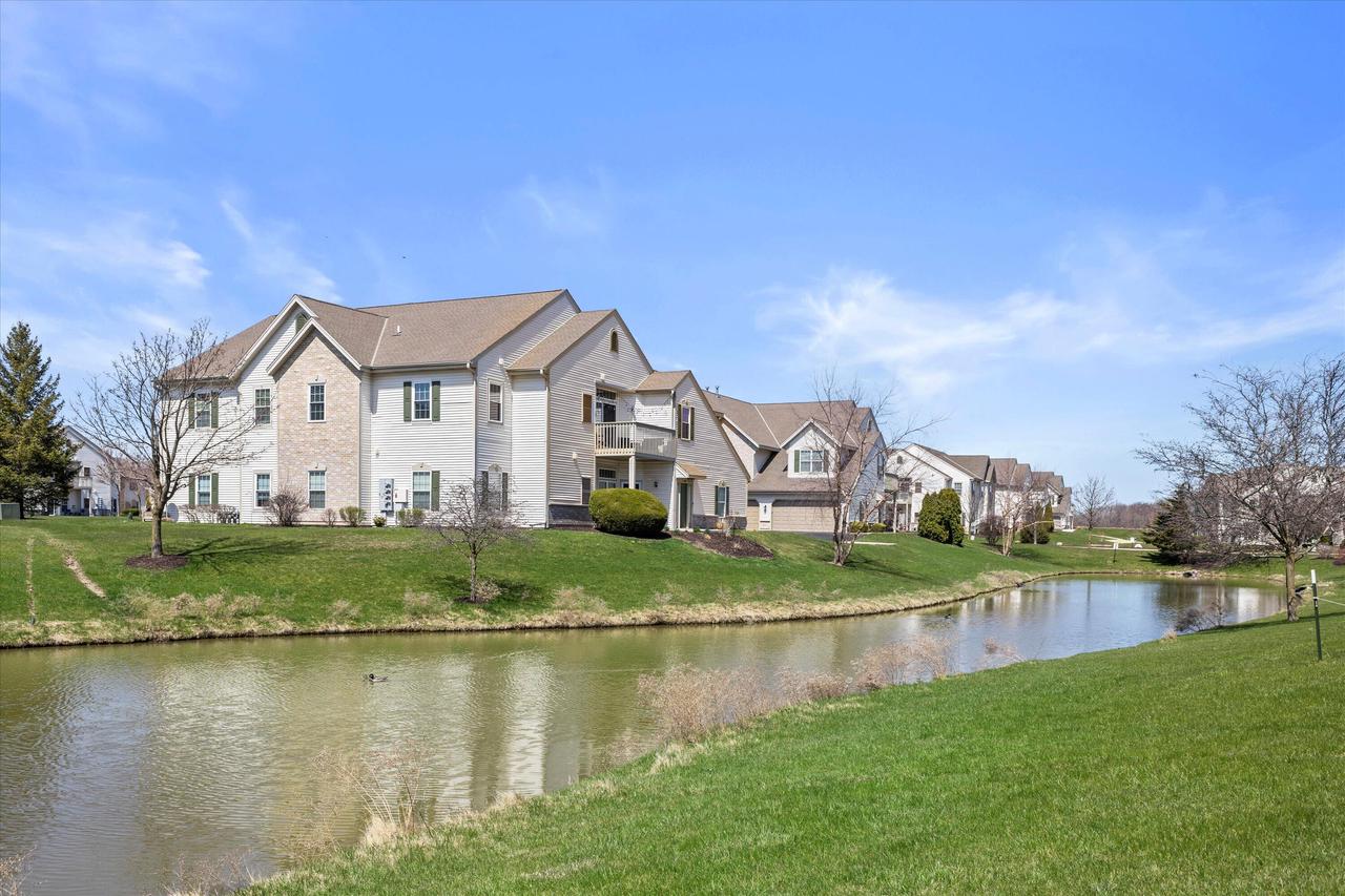 1058 Stratford COURT 202