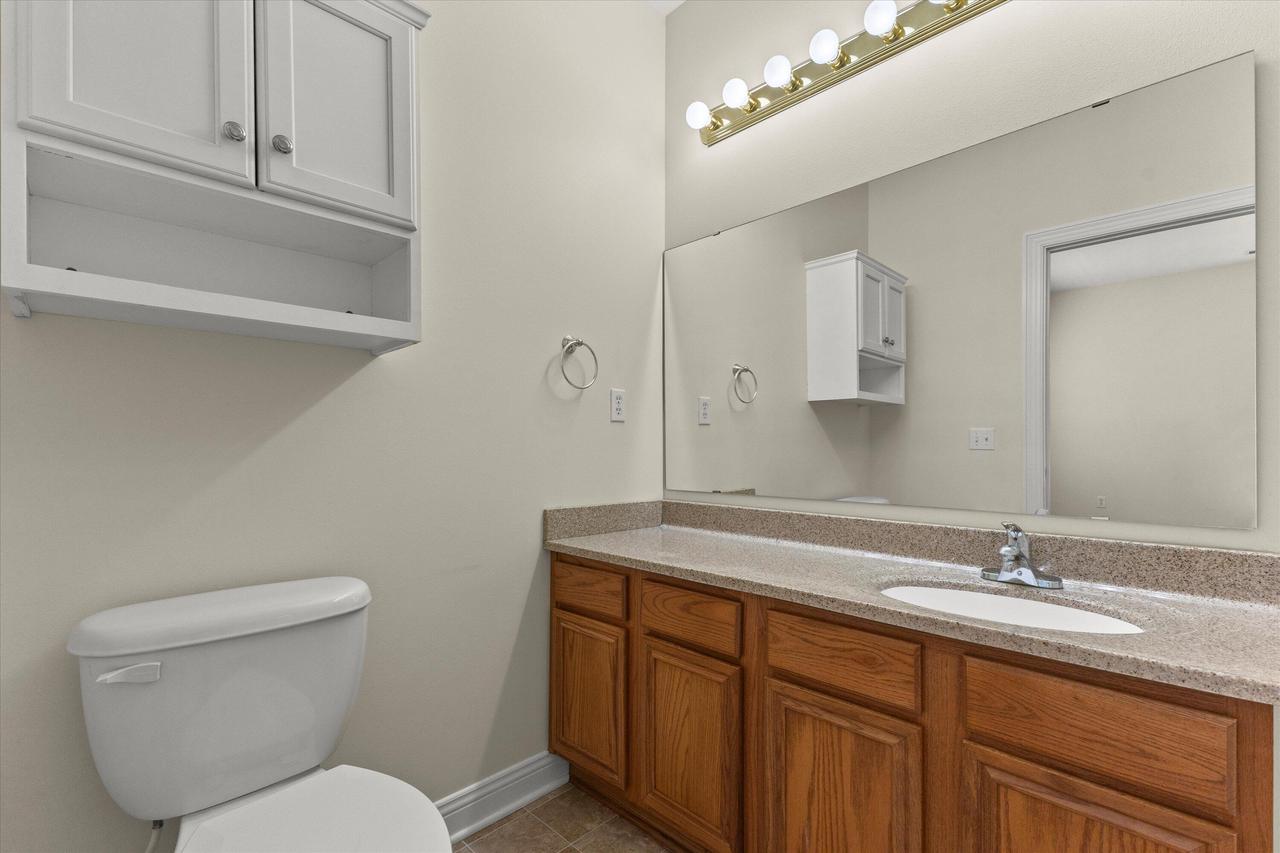 1058 Stratford COURT 202