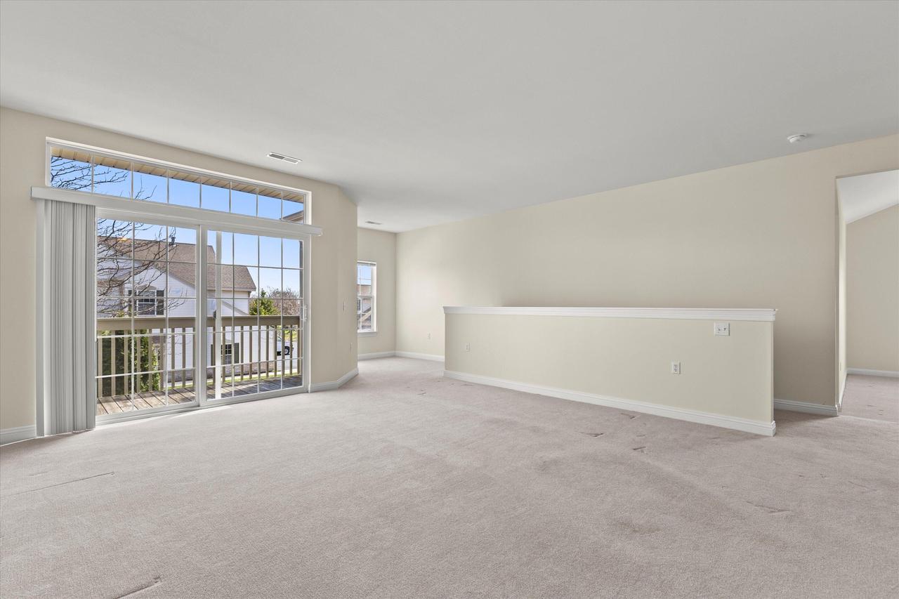 1058 Stratford COURT 202