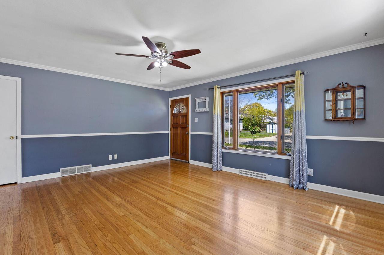 4415 South 5th STREET