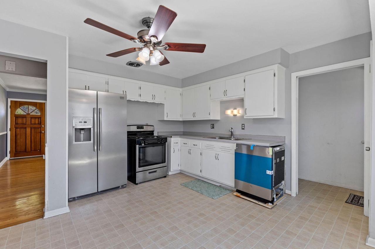 4415 South 5th STREET