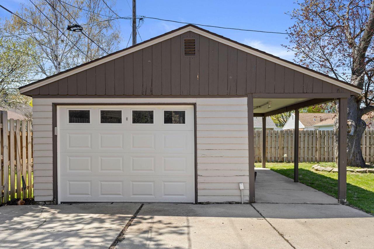 4415 South 5th STREET