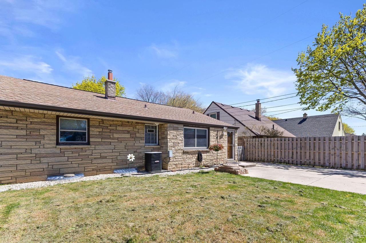 4415 South 5th STREET