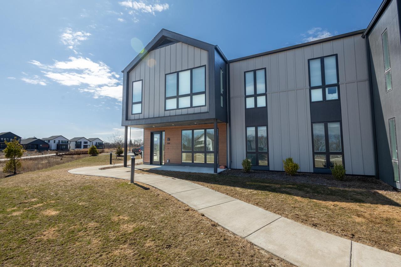 9378 South Alder PLACE 101