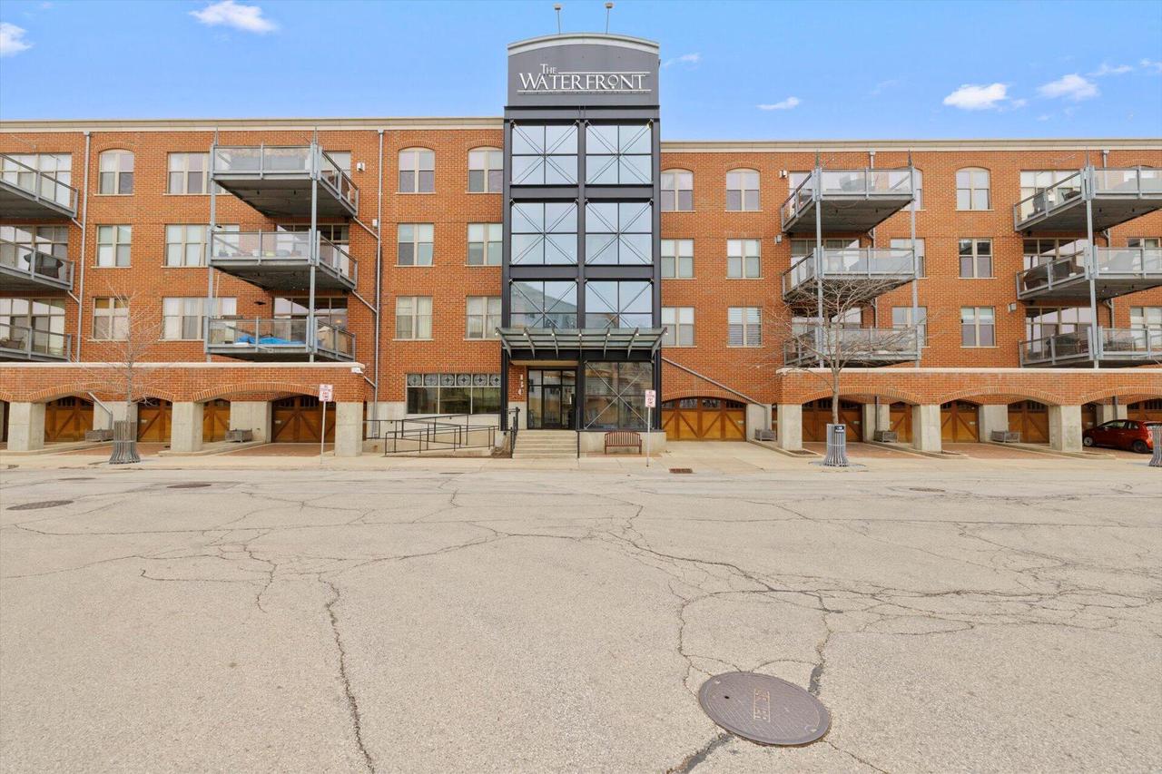 130 South Water STREET 107