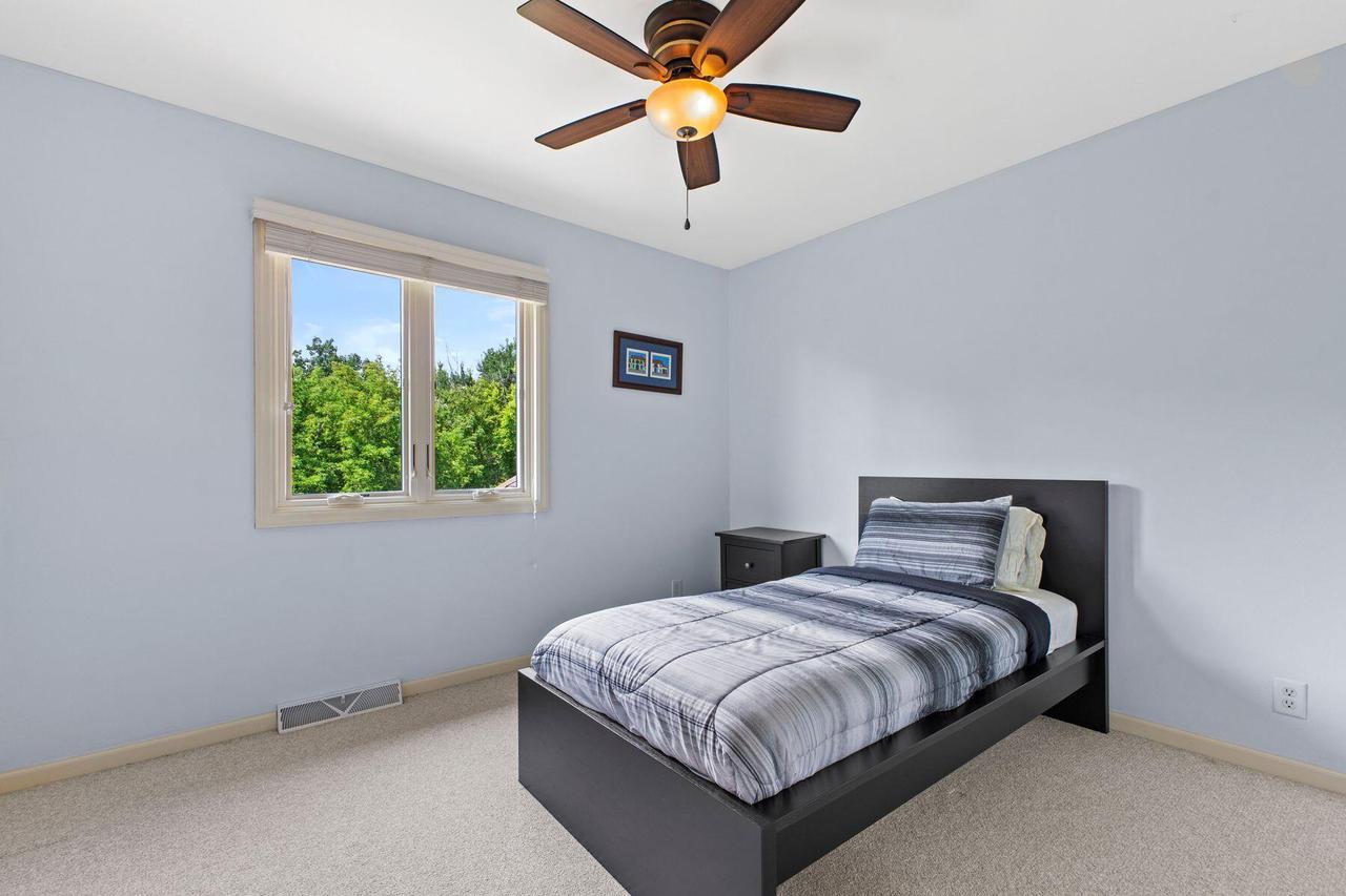 5324 Agatha Turn