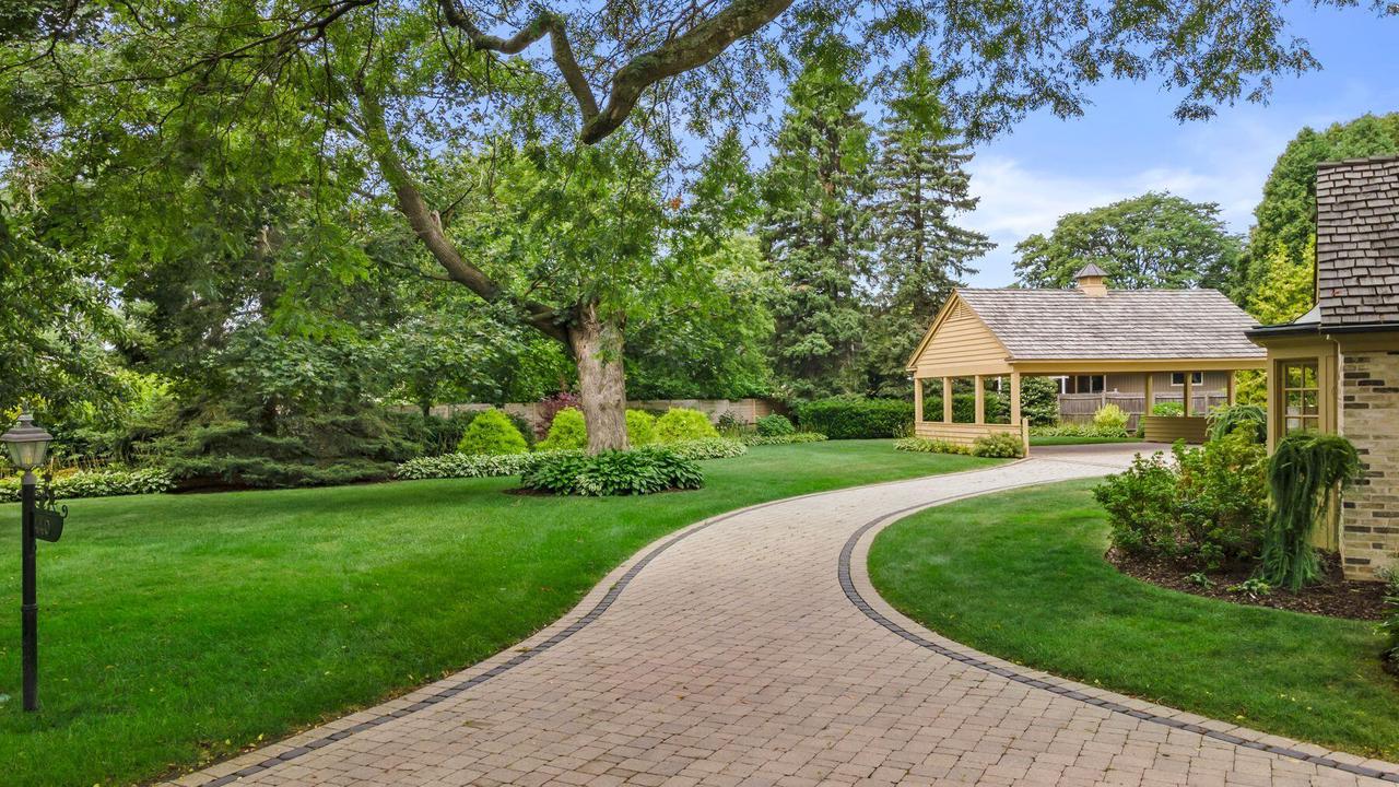 440 Cross Creek ROAD