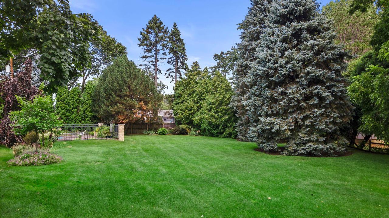 440 Cross Creek ROAD