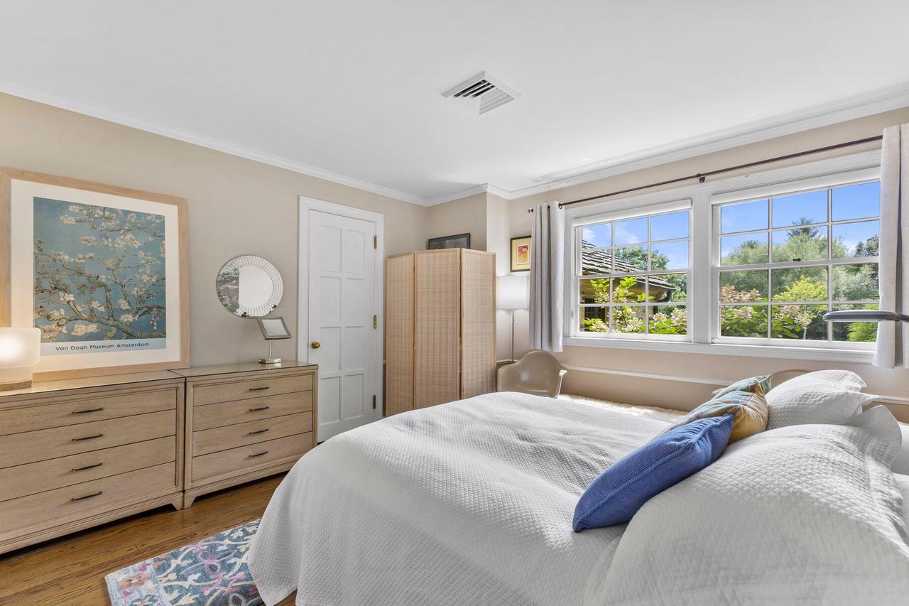 440 Cross Creek ROAD