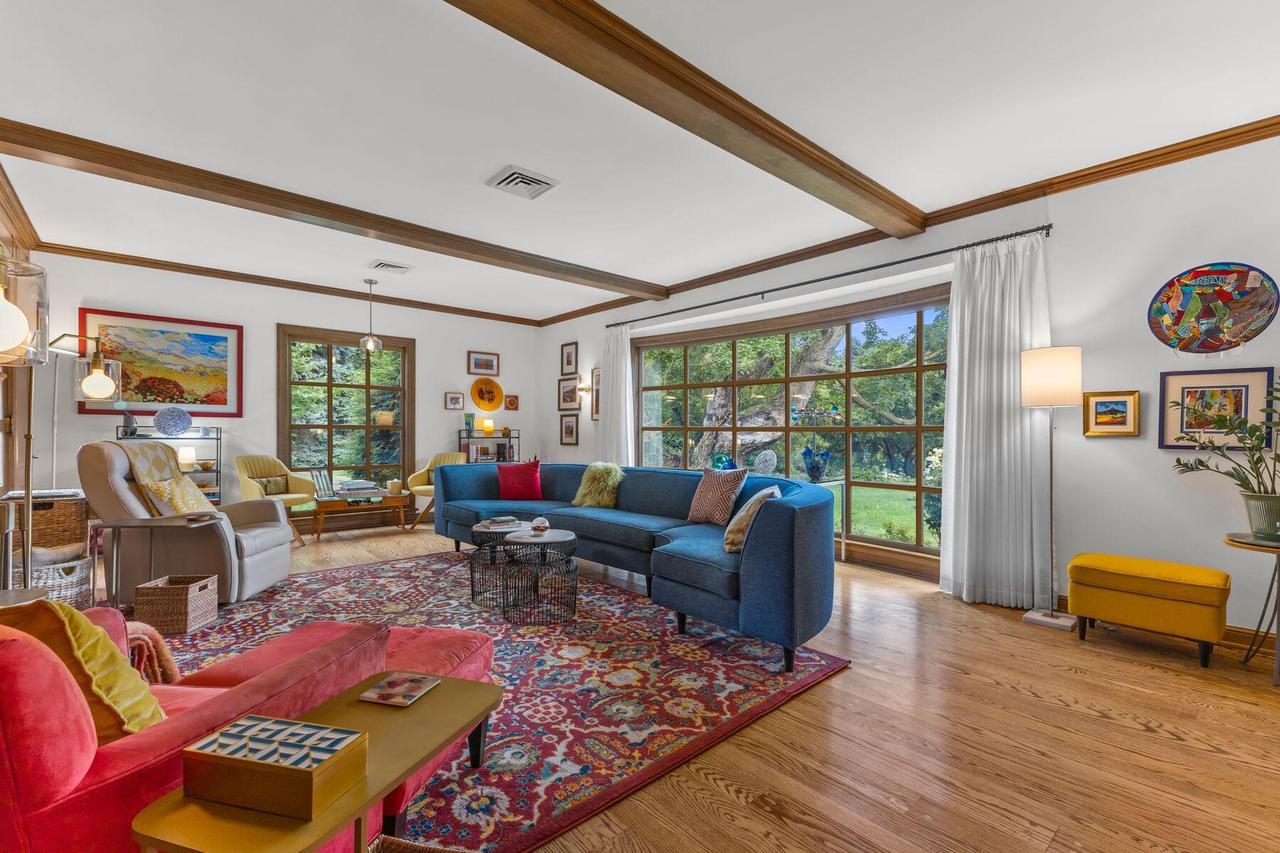 440 Cross Creek ROAD