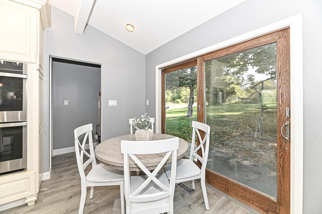 6727 Lincolnshire DRIVE