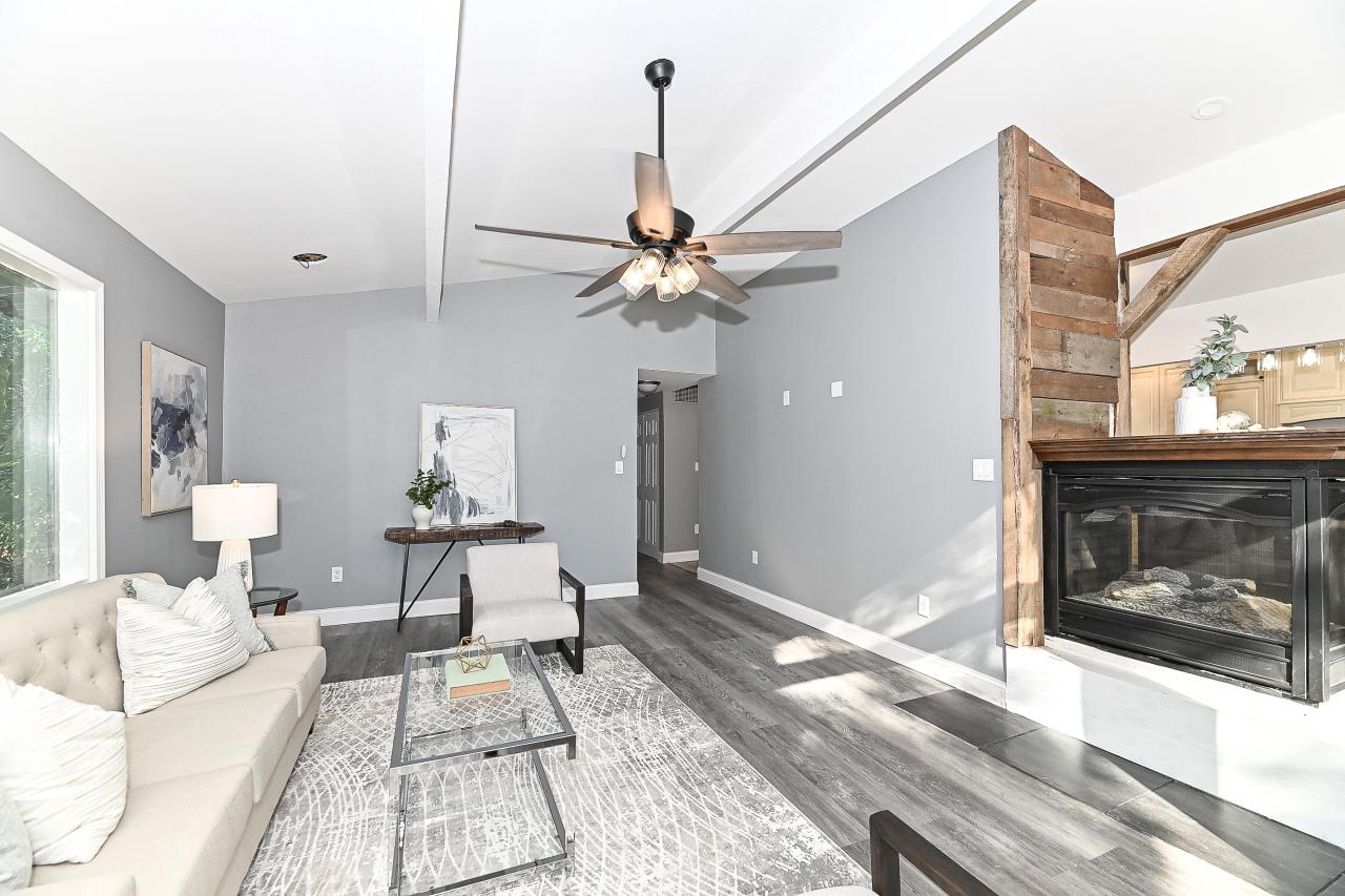 6727 Lincolnshire DRIVE