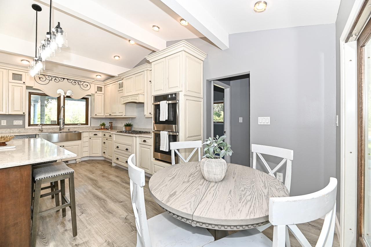 6727 Lincolnshire DRIVE