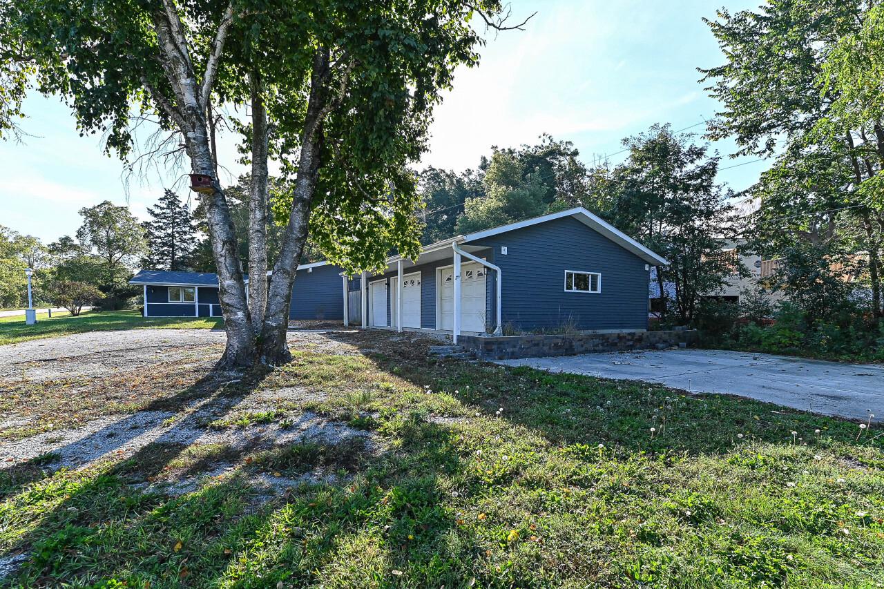 6727 Lincolnshire DRIVE