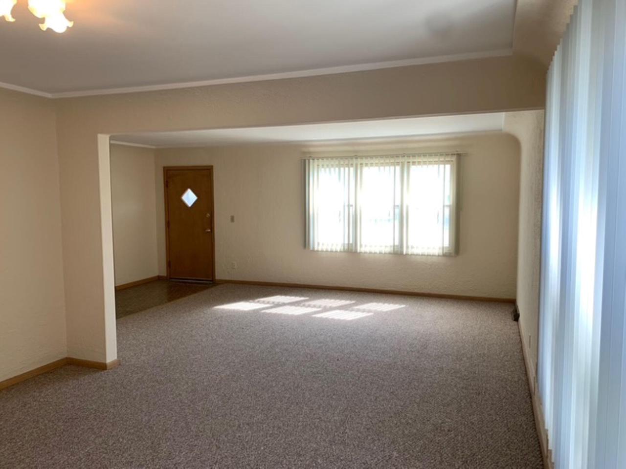 2326 Saint Clair STREET