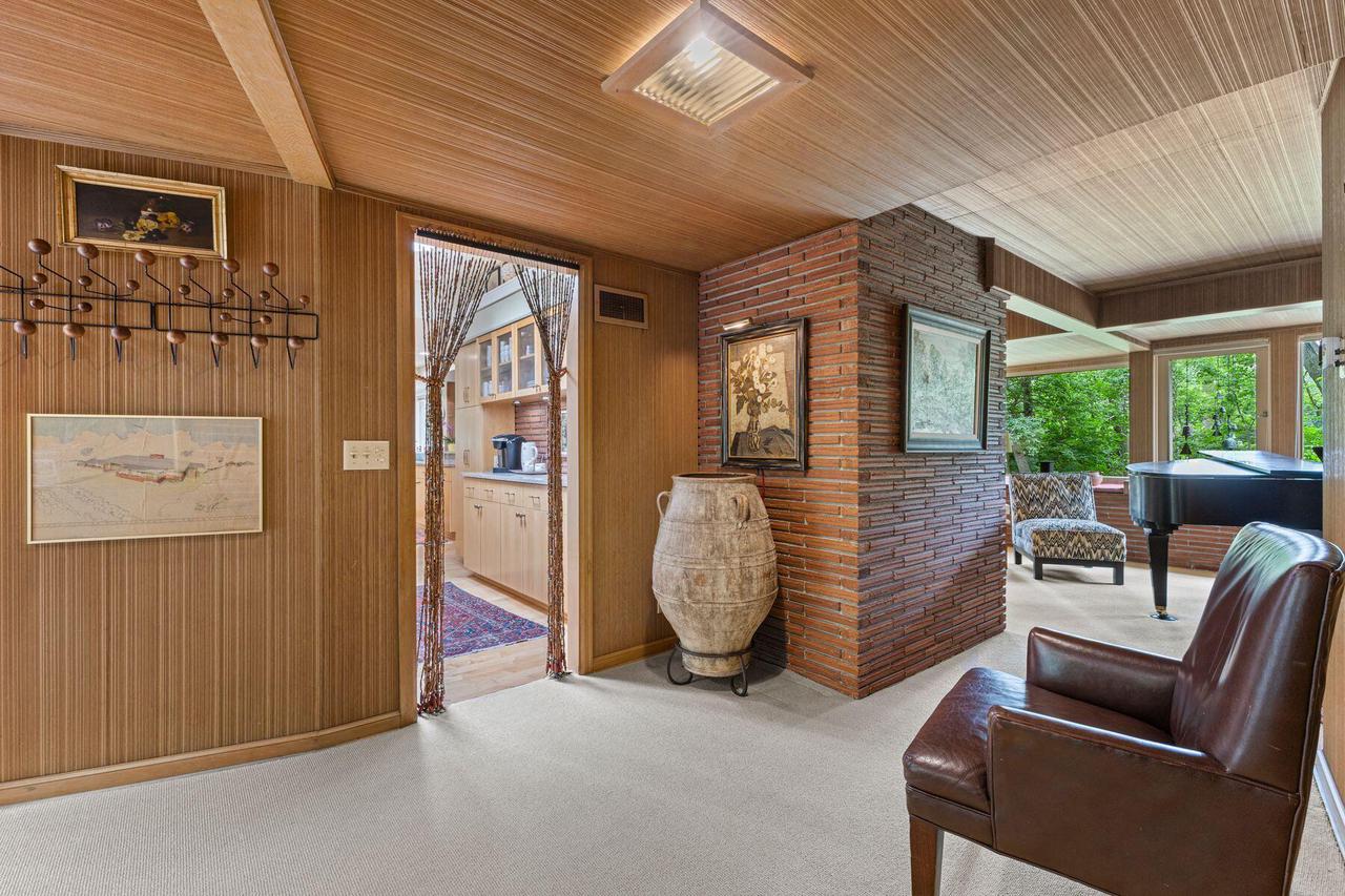 2536 Green Haze AVENUE