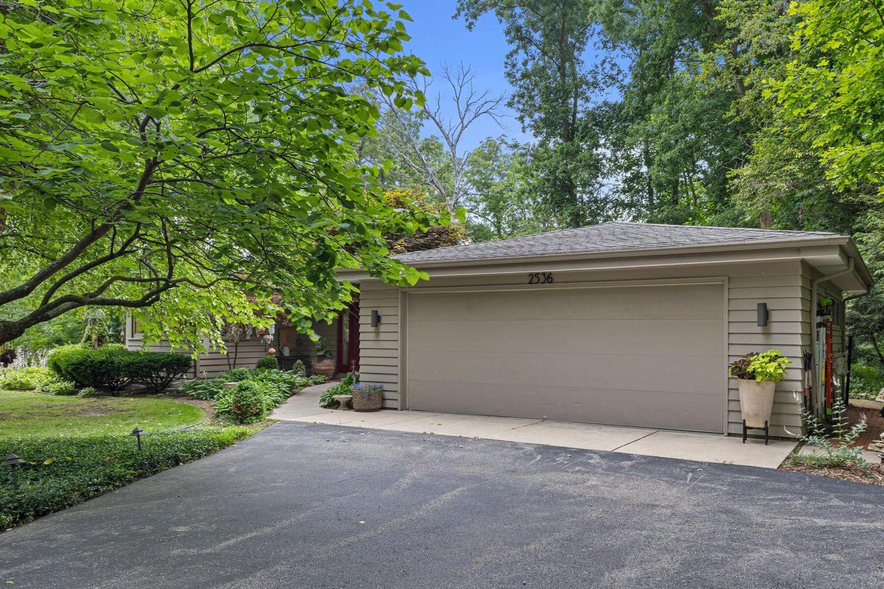 2536 Green Haze AVENUE