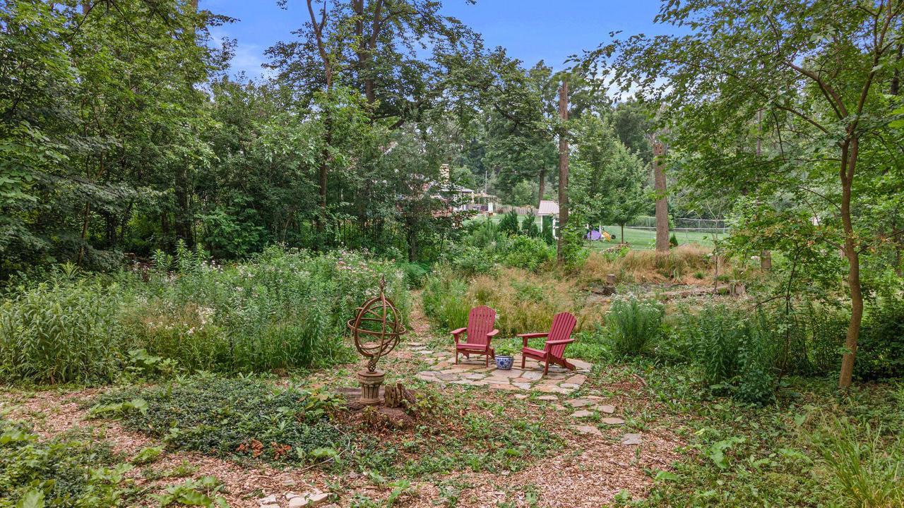 2536 Green Haze AVENUE