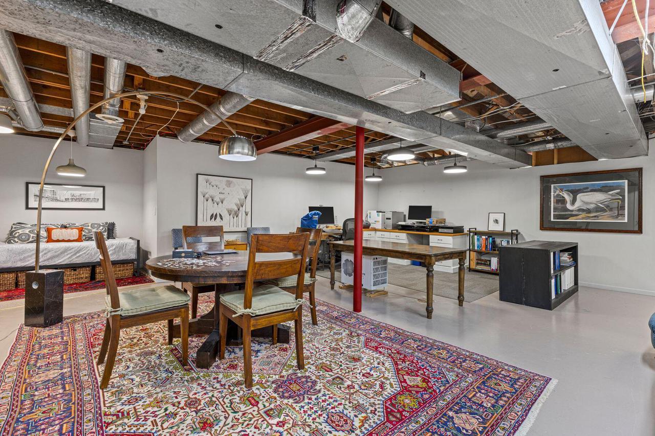 2536 Green Haze AVENUE