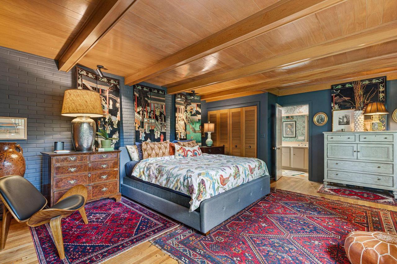 2536 Green Haze AVENUE