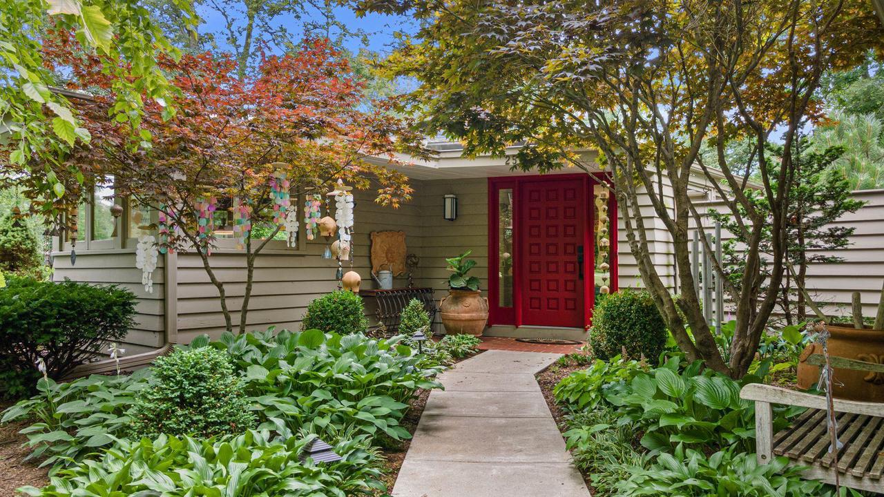 2536 Green Haze AVENUE