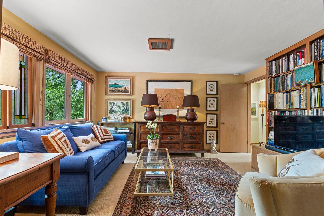 2536 Green Haze AVENUE