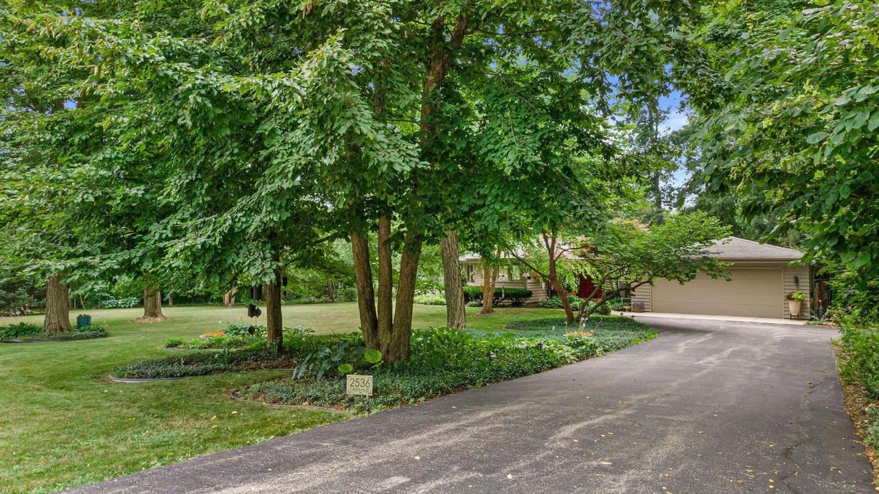 2536 Green Haze AVENUE