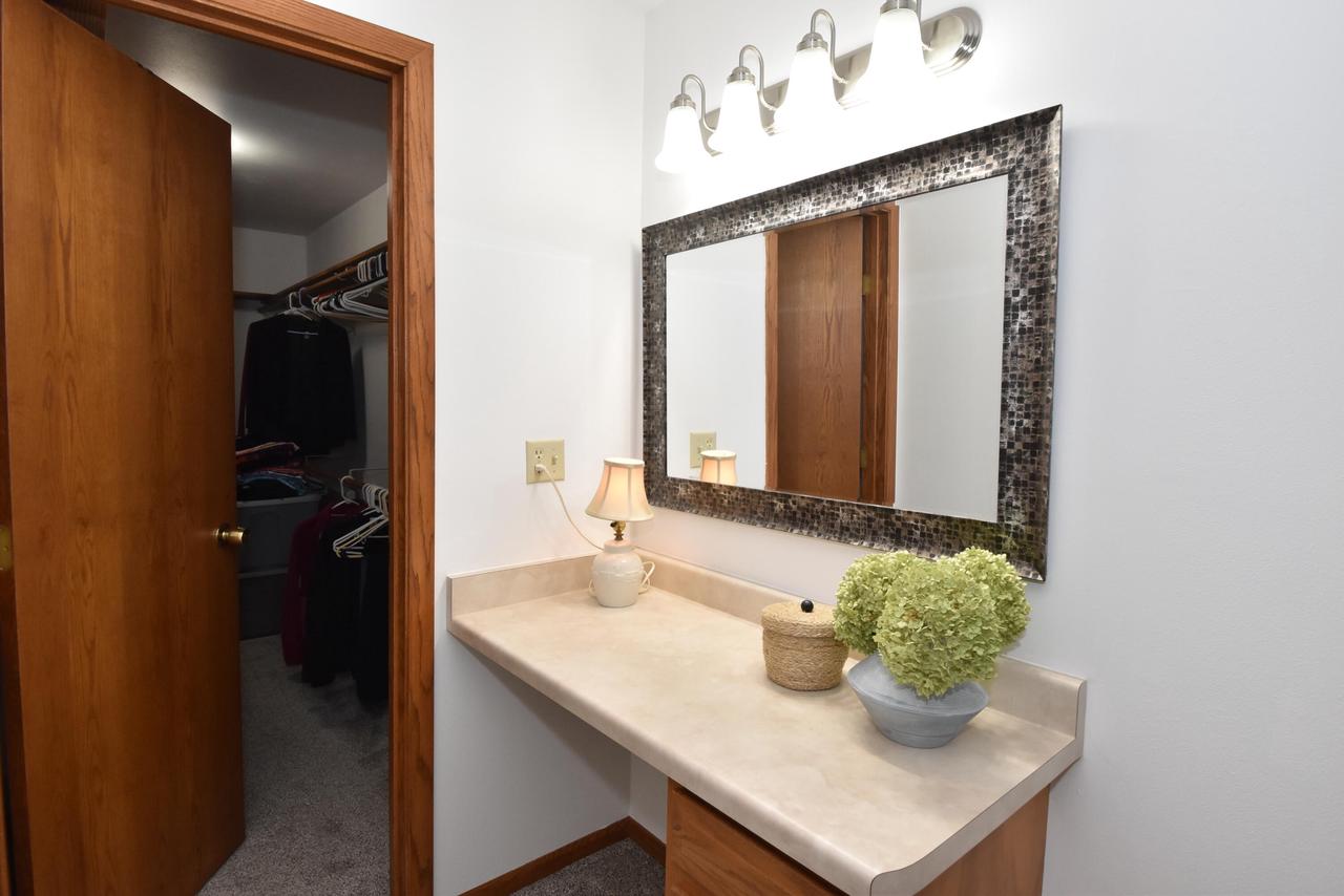 1110 Prairie DRIVE 41L