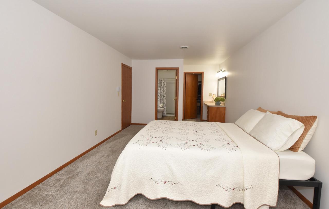 1110 Prairie DRIVE 41L