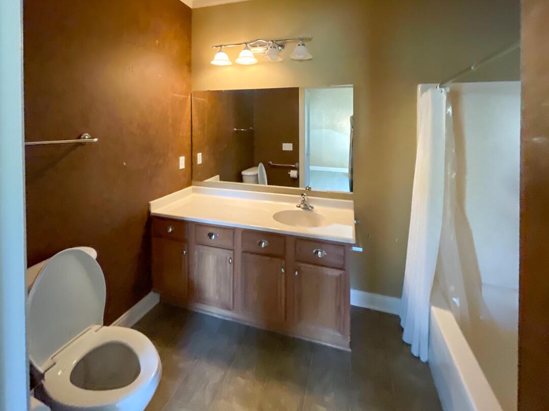 1106 Stratford COURT 102