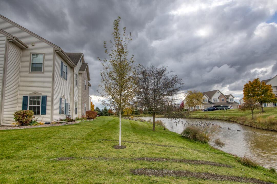 1106 Stratford COURT 102