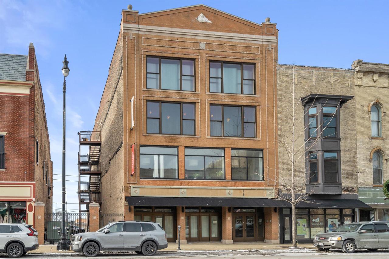 410 Main STREET