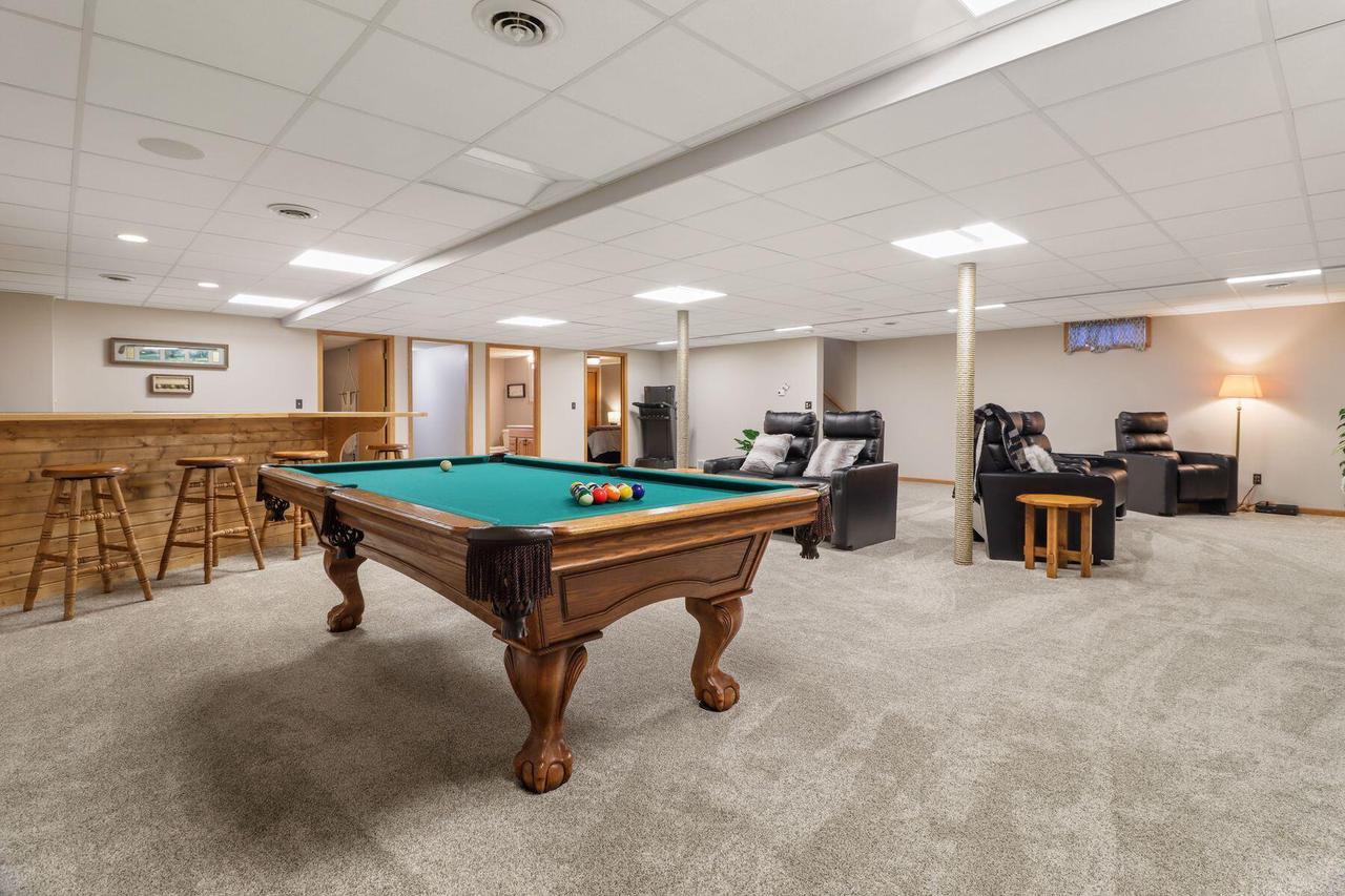 359A Pinehurst DRIVE